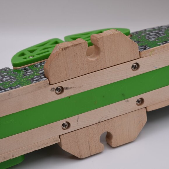 Thomas & Friends Wooden Railway Stone Bridge Wooden Draw Bridge Clickity Clack - Picture 8 of 11